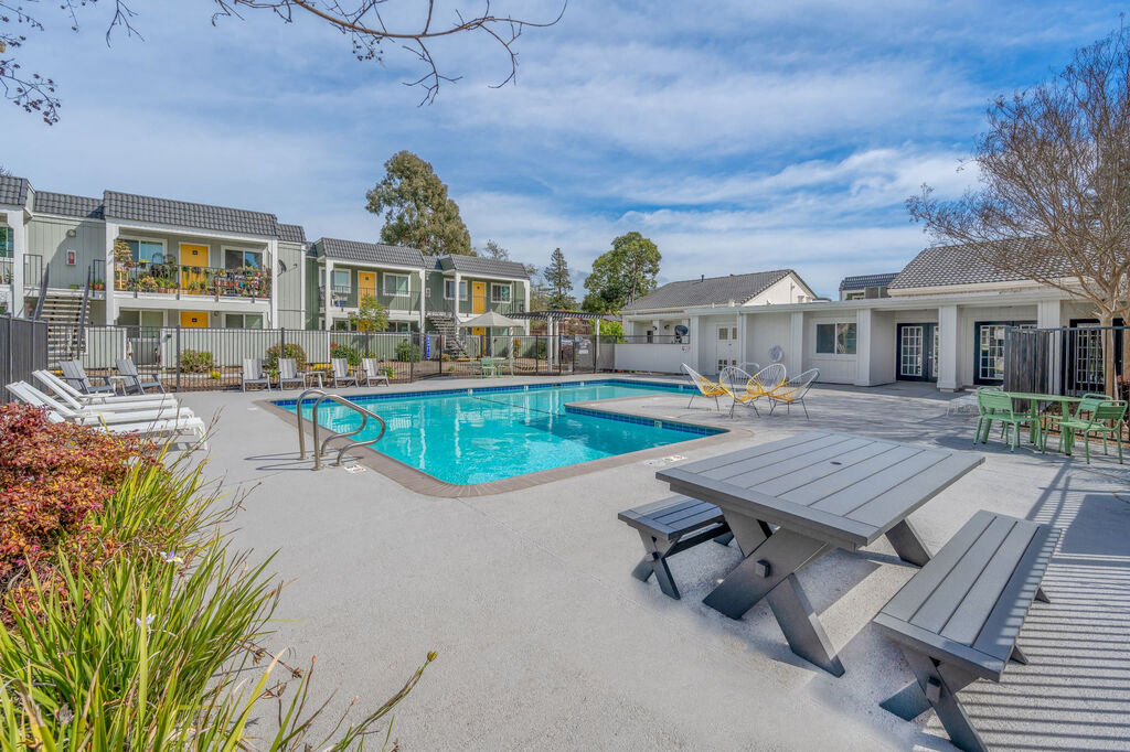 Napa Green Apartments photo 4